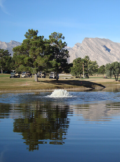 An Otterbine Aerating Fountain at a golf course